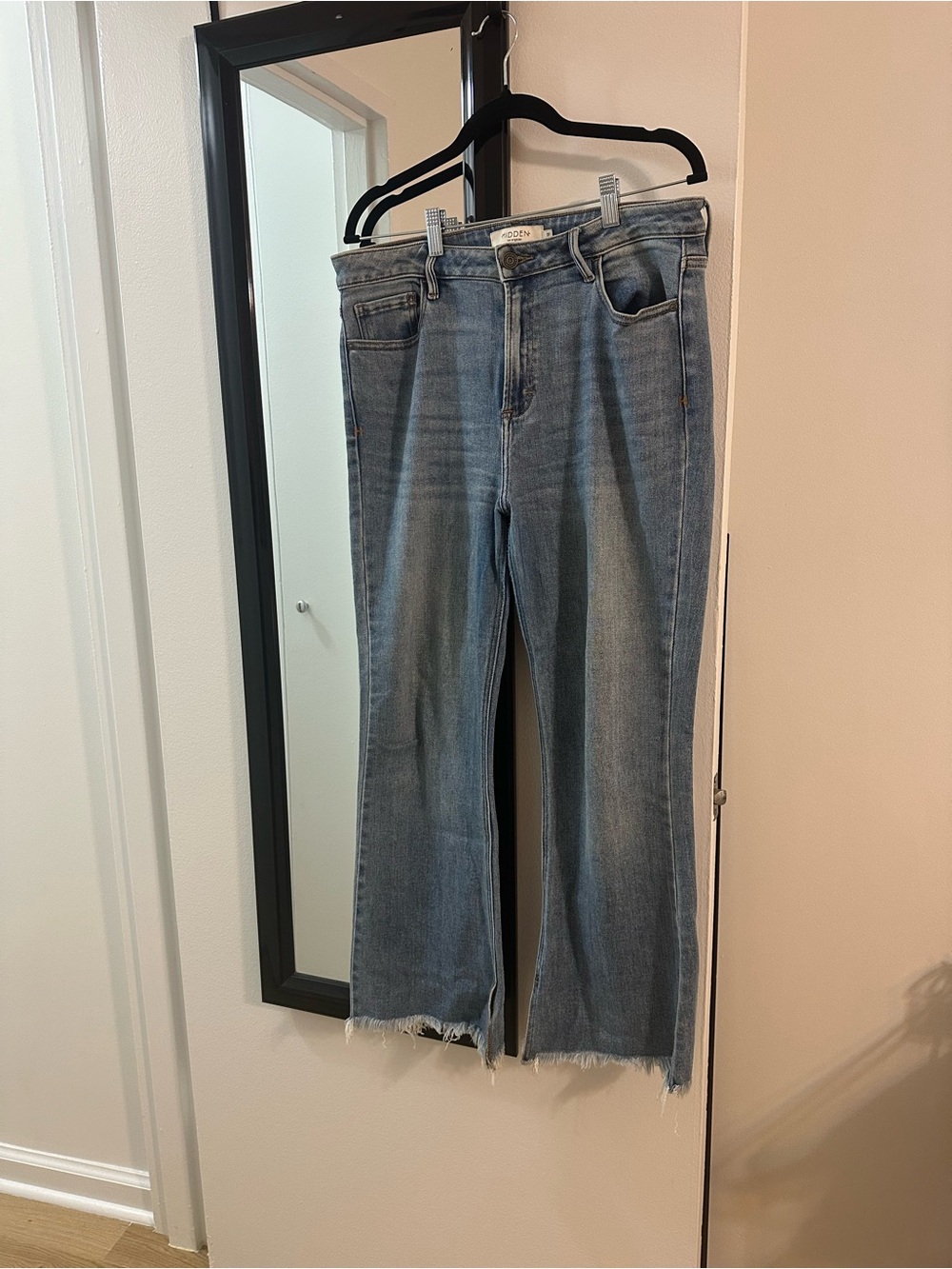 Hidden Light Blue Cropped Flare Jeans with Raw Hem - size 31